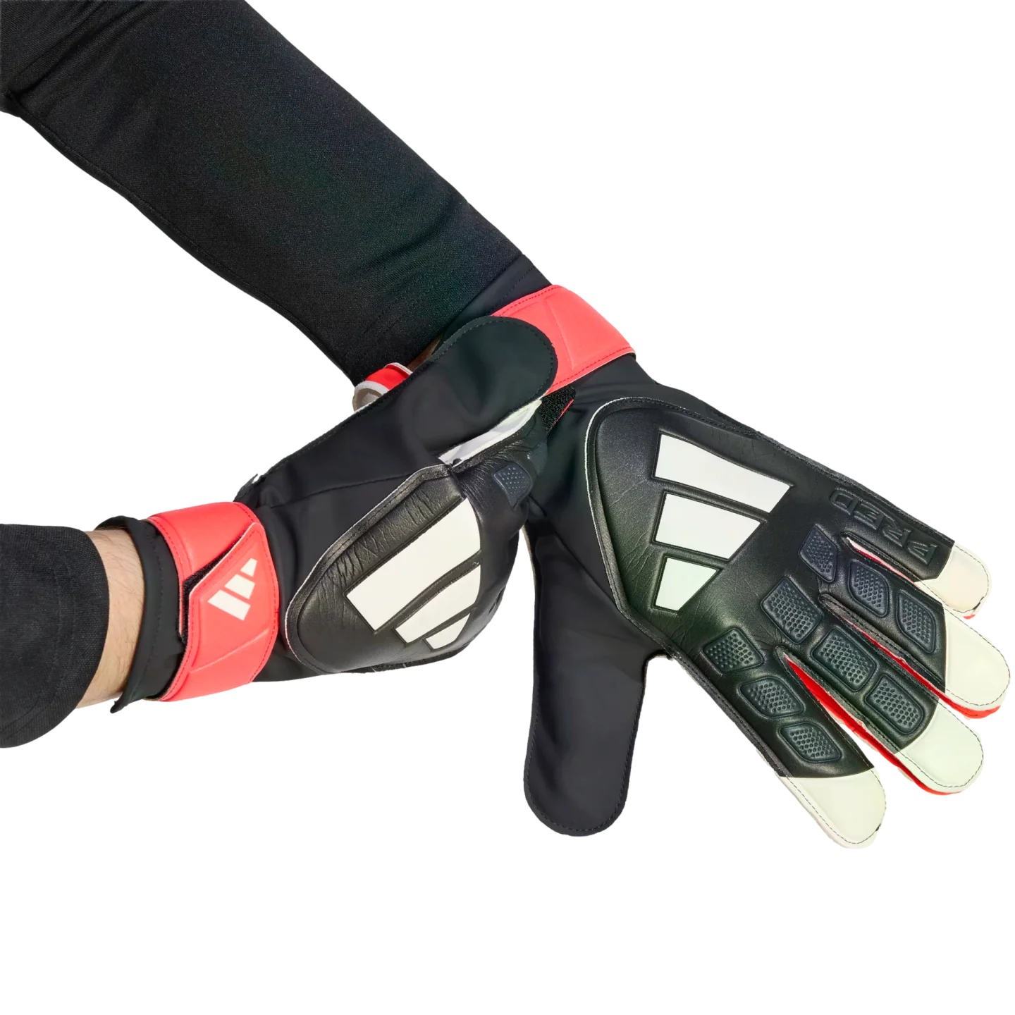 Adidas Predator Training Goalkeeper Gloves - Image 3