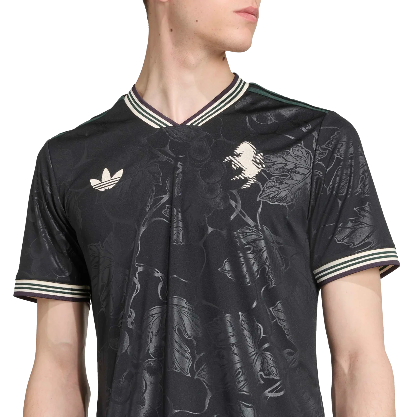 Adidas Juventus 25/26 Third Jersey - Image 4