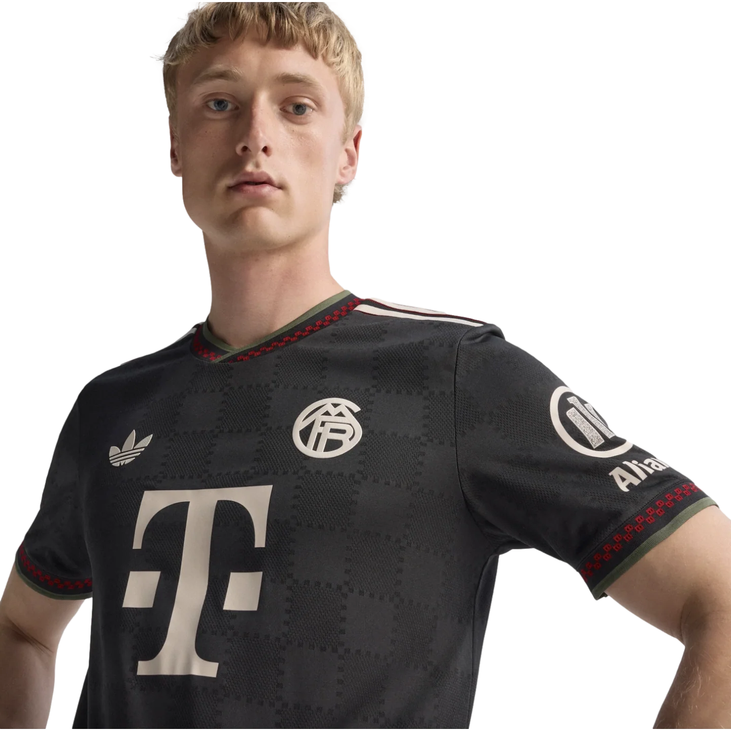 Adidas Bayern Munich 25/26 Authentic Third Jersey - Image 4